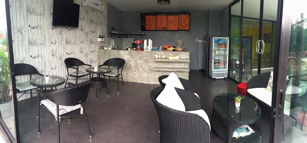 Moment House Hua Hin Hostel Ngoại thất bức ảnh